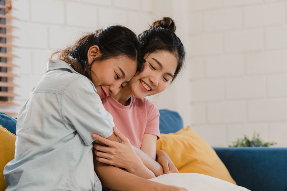 Ibu terlalu mengontrol? Simak beberapa tipe hubungan yang tidak sehat antara ibu dan anak perempuan berikut ini!