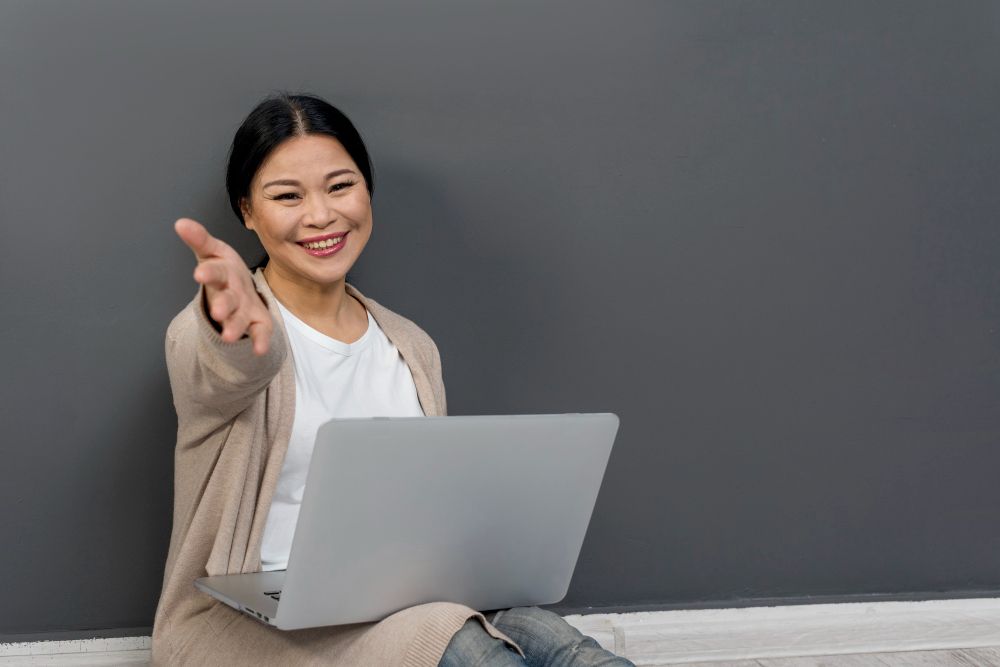 Tips berganti karier di usia 40-an yang perlu perempuan ketahui. Kuncinya harus paham motivasi hidup dan percaya diri!