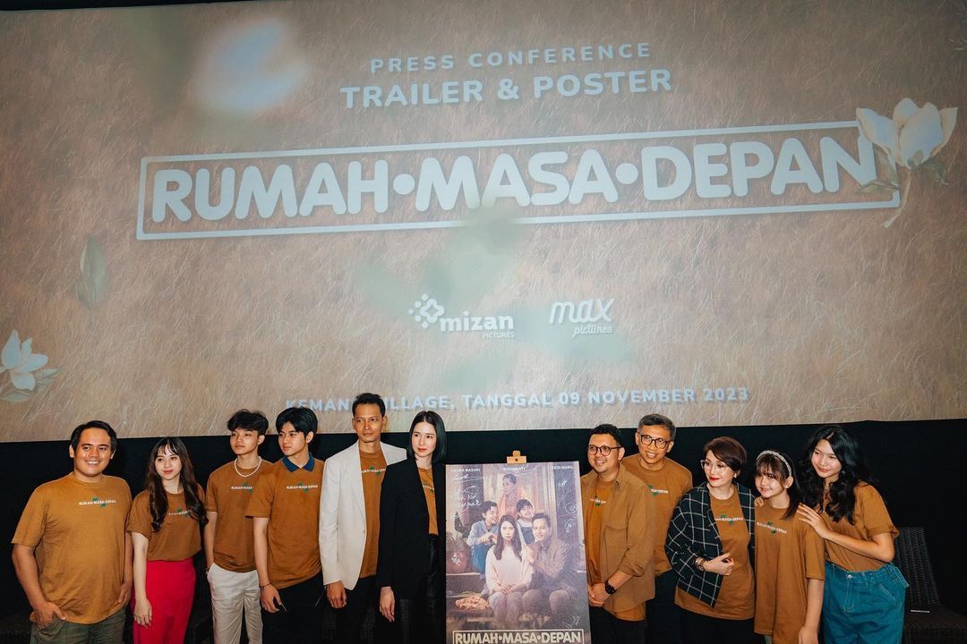Laura Basuki bocorkan karakter perempuan dia perankan di film Rumah Masa Depan yang dirilis Desember mendatang di bioskop. 
