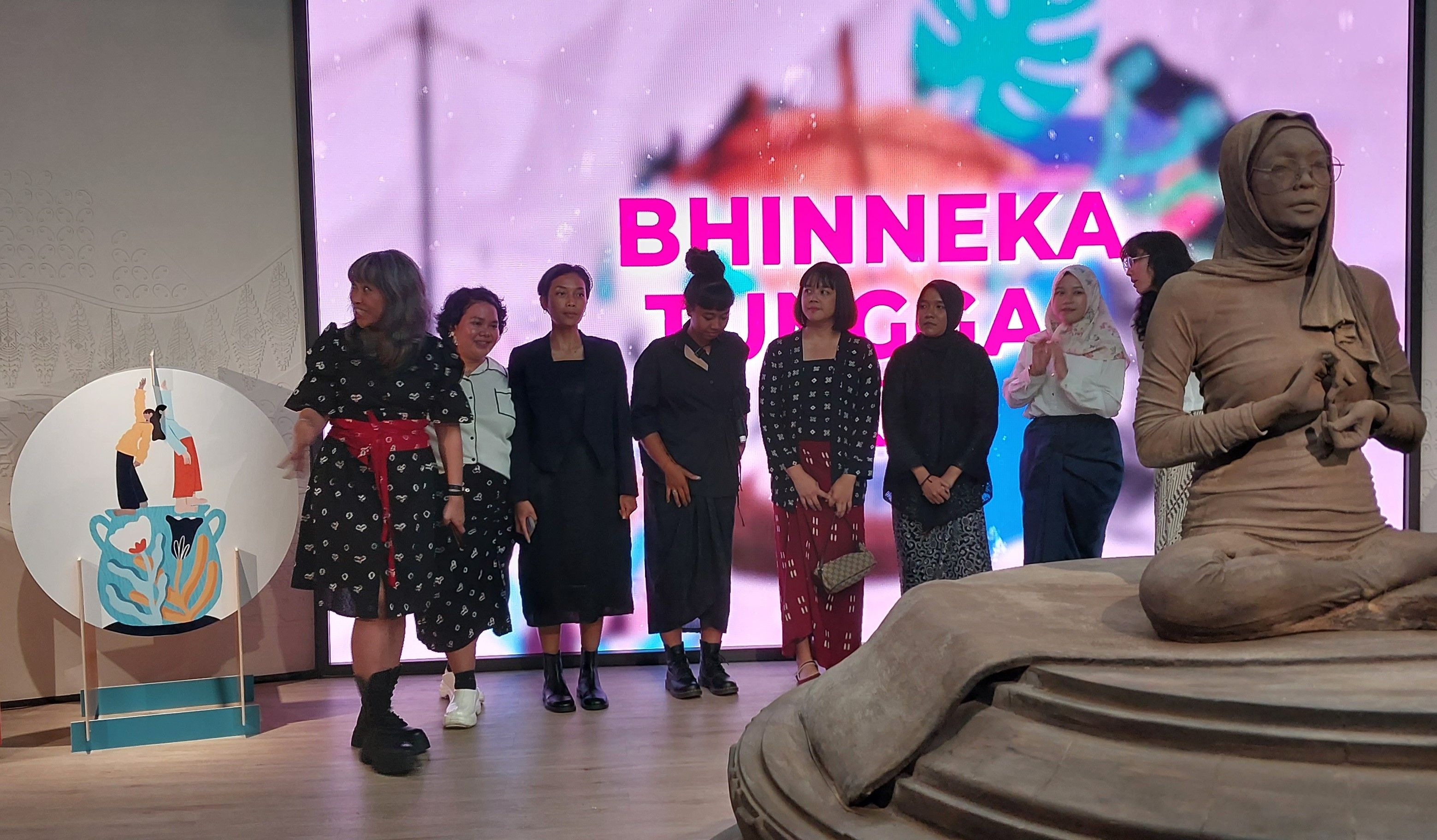 Sebanyak 12 seniman perempuan Indonesia menggelar pameran karya bertajuk 