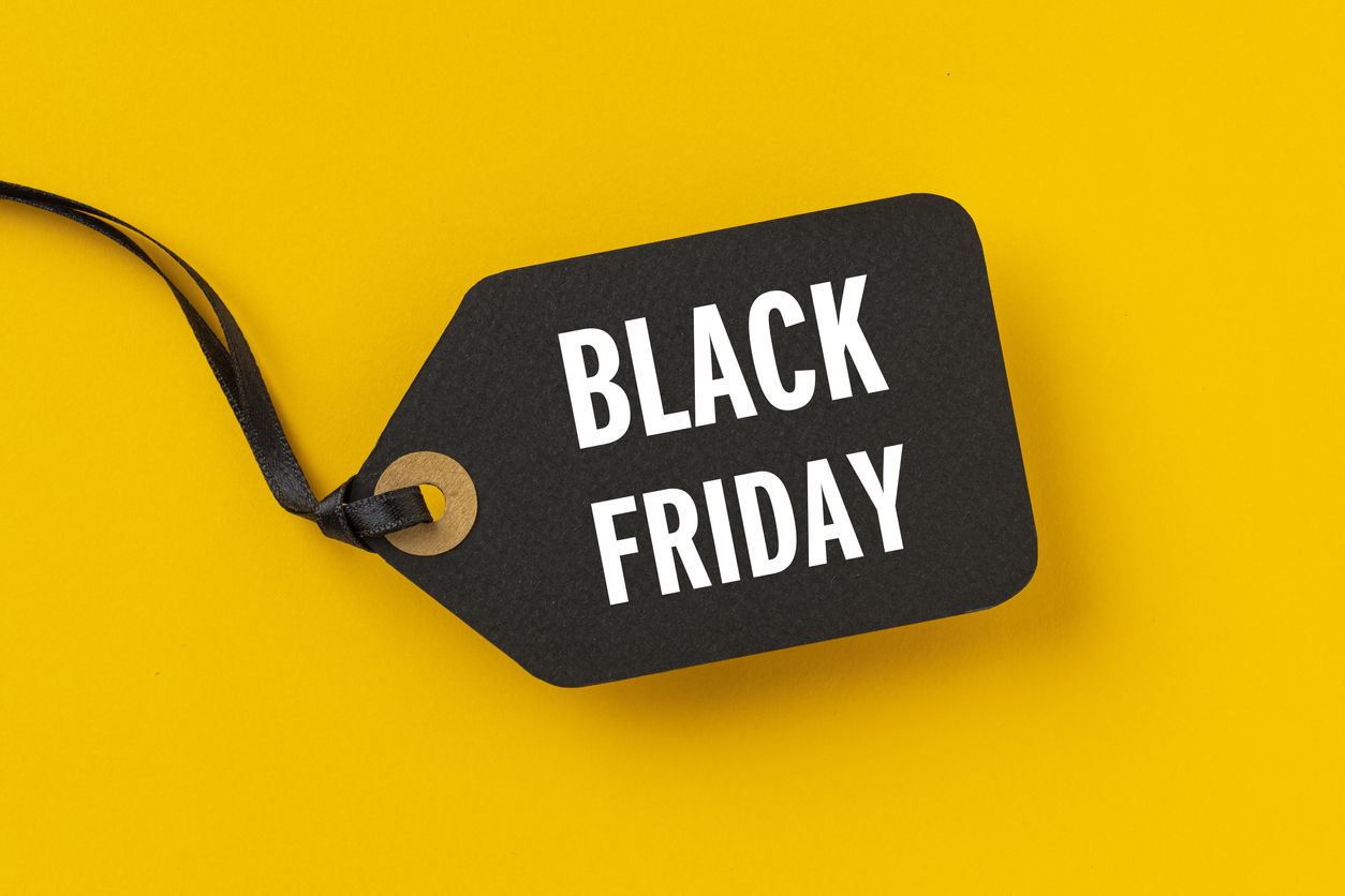Mulai dari apa itu promo Black Friday hingga cara pilih shade cushion. Ini berita terpopuler fashion dan beauty.
