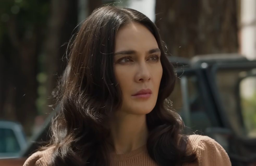 Sinopsisnya viral dan banyak dicari oleh penonton, simak daftar pemain film Panggonan Wingit yang salah satunya adalah Luna Maya. Simak!