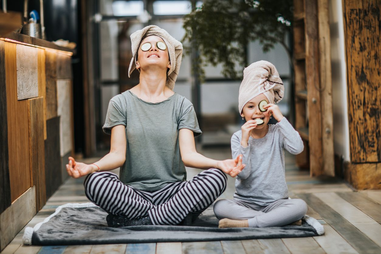 Berikut ini penjelasan psikolog mengenai pentingnya mengajarkan self care pada anak, simak selengkapnya.