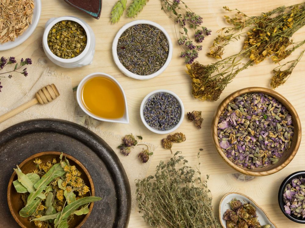 Simak, begini strategi menjalankan ide usaha jualan produk herbal di tengah kembali meningkatnya kasus Covid-19.