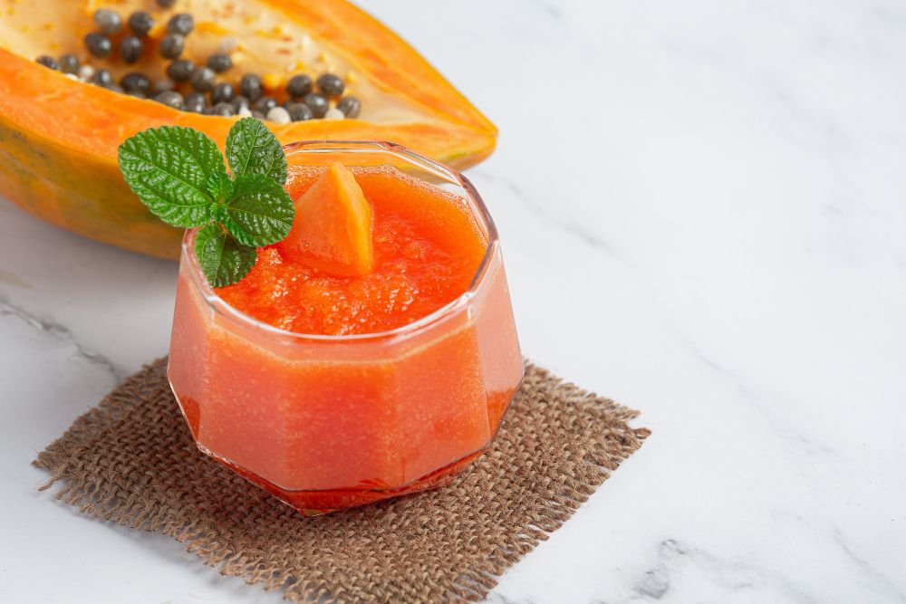 Bisa melancarkan pencernaan, berikut ini tips membuat smoothies pepaya jeruk. Yuk simak penjelasan lengkapnya.