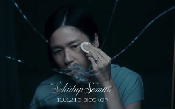 Laura Basuki perankan karakter perempuan korban KDRT di sinopsis film Sehidup Semati. Begini caranya mendalami peran.