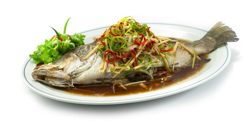 Ikan kakap kukus bisa menjadi salah satu menu andalan saat peryaan Imlek. Berikut ini resep dan cara pembuatannya.