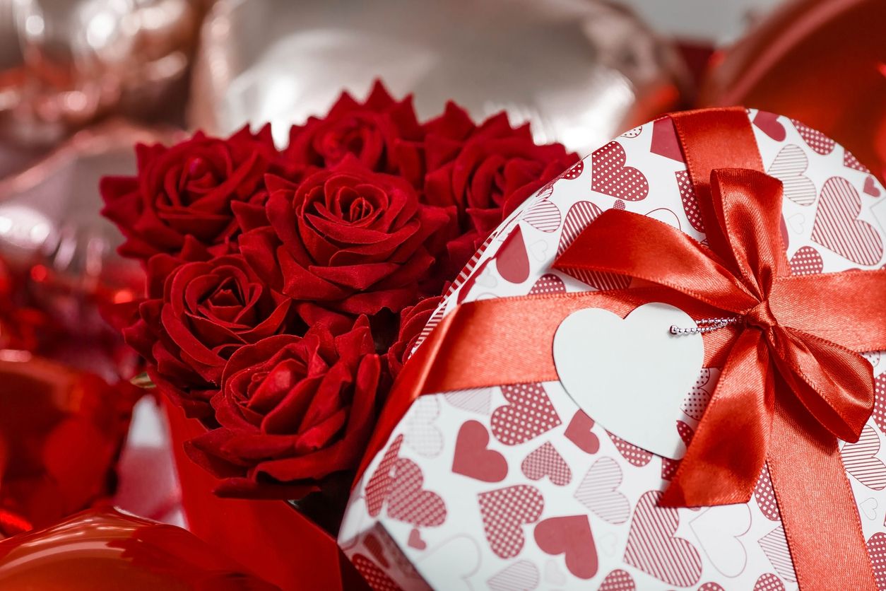 Bunga menjadi pilihan favorit sebagai hadiah di Hari Valentine untuk diberikan kepada orang-orang terkasih.