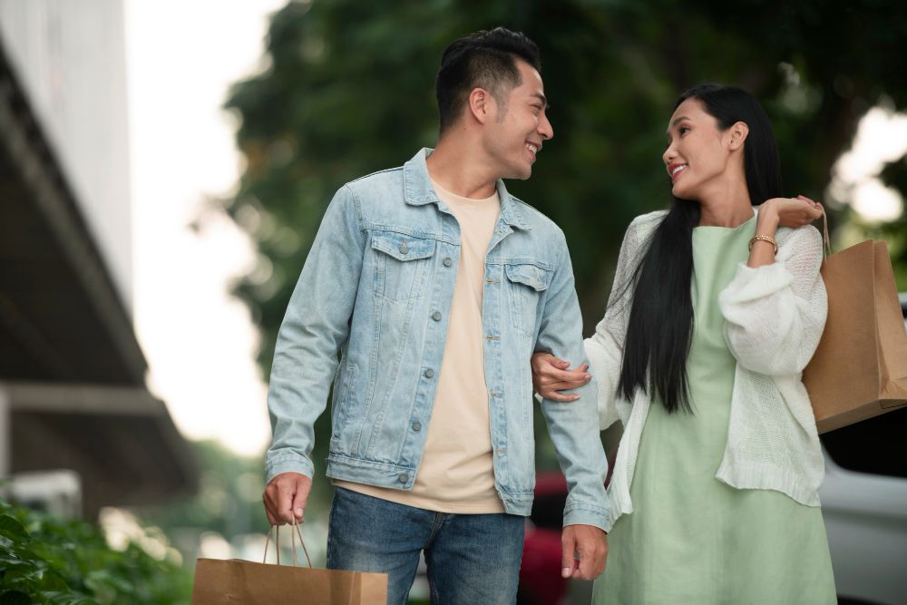 Sebelum menikah, Kawan Puan dan pasangan harus menjawab beberapa pertanyaan penting terkait hubungan berikut ini untuk mengurangi risiko perceraian.