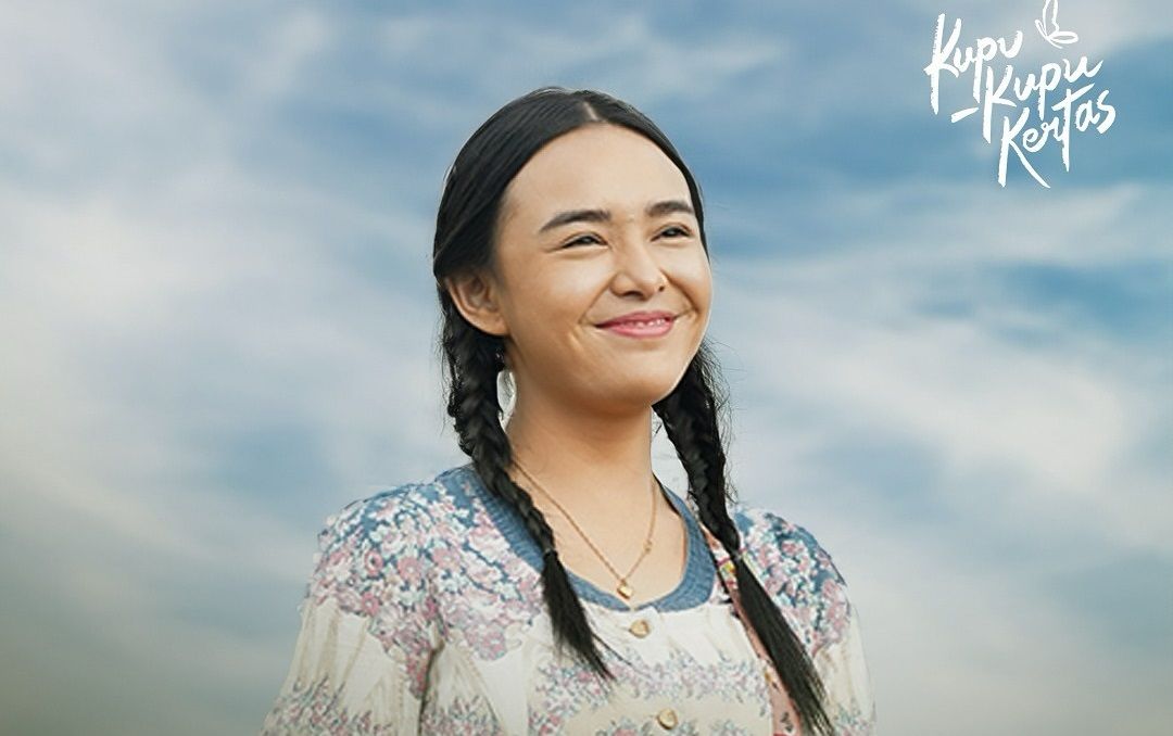 Cerita Amanda Manopo perankan karakter perempuan Ning di film Kupu-Kupu Kertas yang tayang di bioskop. Seperti apa tantangannya?