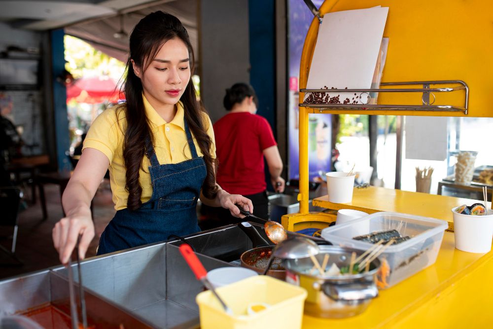 Pahami empat hal berikut ini terlebih dulu jika ingin mewujudkan ide usaha kuliner di bulan Ramadan nanti!
