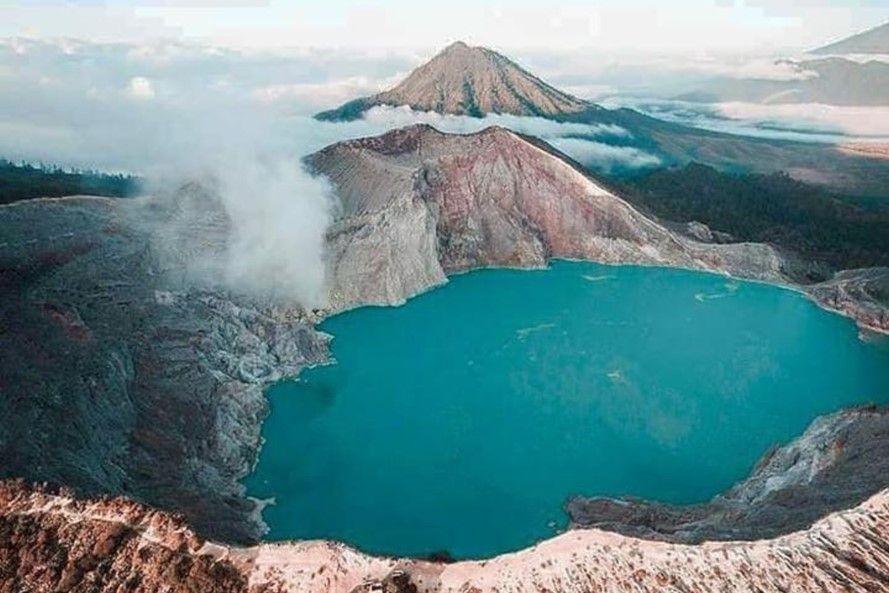 Mulai dari menjelajahi pantai sampai mencicipi kuliner lokal, ada banyak kegiatan seru yang bisa kamu lakukan ketika berkunjung ke Banyuwangi.