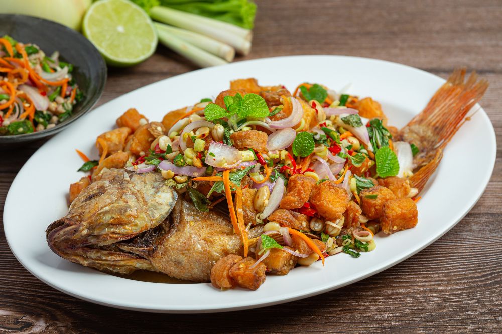 Begini resep dan cara membuat nila goreng kuah kuning. Bisa jadi ide menu buka dan sahur saat Ramadan.