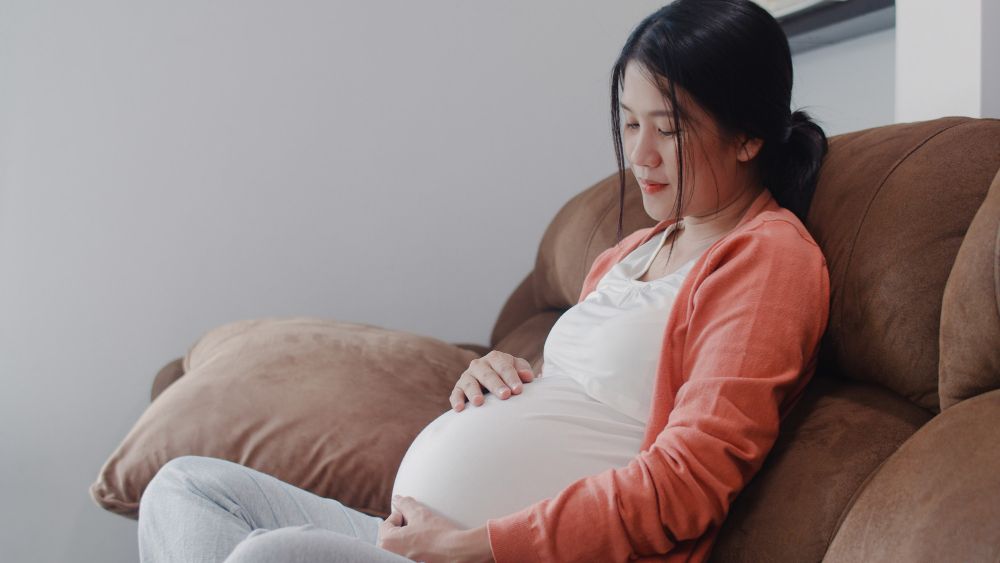 Alami kehamilan tidak terencana karena sudah pakai kontrasepsi, apa yang bisa dilakukan oleh perempuan? Begini menghadapinya!