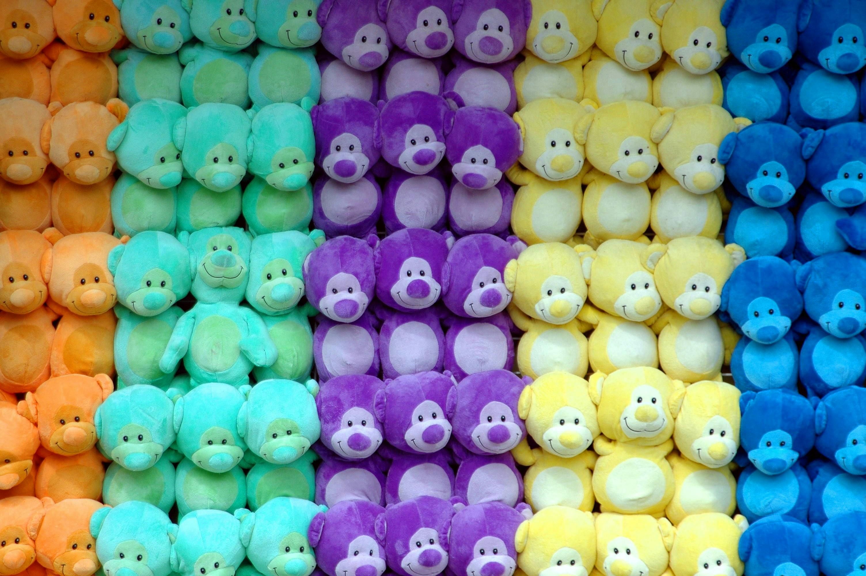 Kamu perempuan yang ingin punya bisnis? Begini cara menjalankan ide usaha jualan boneka yang bisa kamu lakukan!