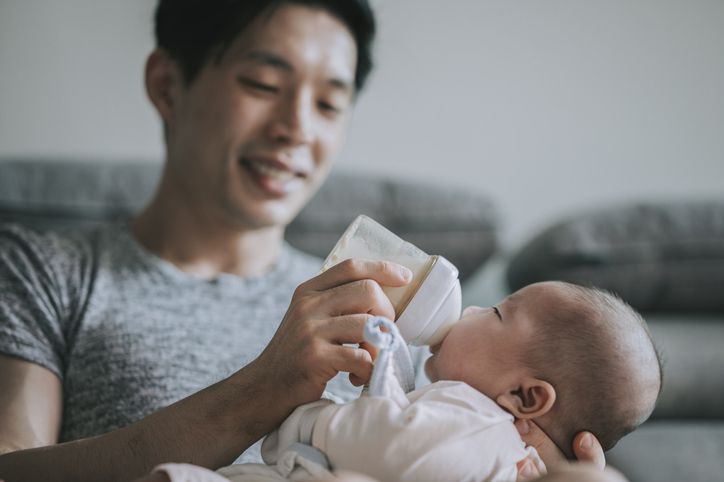 Berikut ini penjelasan pemerintah mengenai wacana pemberian hak cuti ayah untuk ASN laki-laki saat istrinya melahirkan. 