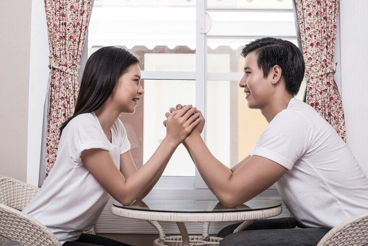 Perempuan terkadang masih kesal dengan suami meski konflik sudah terselesaikan. Lantas, bagaimana cara memperbaikinya?