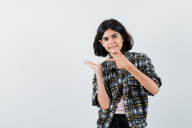 Perlu jadi perhatian orang tua, ini berbagai masalah hidup pada anak remaja yang bisa dialami selain bullying atau perundungan.