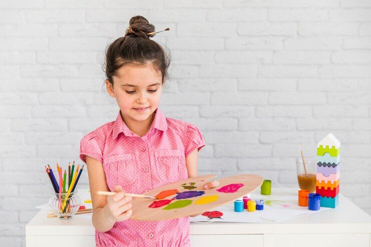 Studi sebut kepercayaan diri anak perempuan cenderung menurun karena kreativitasnya dalam bermain dibatasi, begini solusinya.