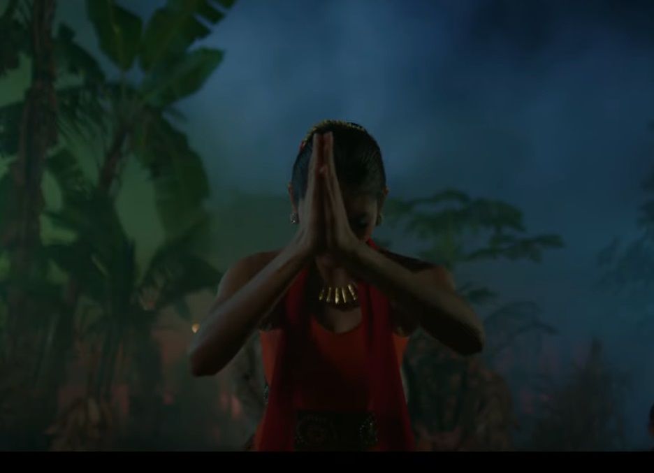 Berita terpopuler Trending Topic sinopsis film Ronggeng Kematian, perbedaan karakter Nurra Datau dengan Dara Dua Hati Biru, dan series Anthracite.