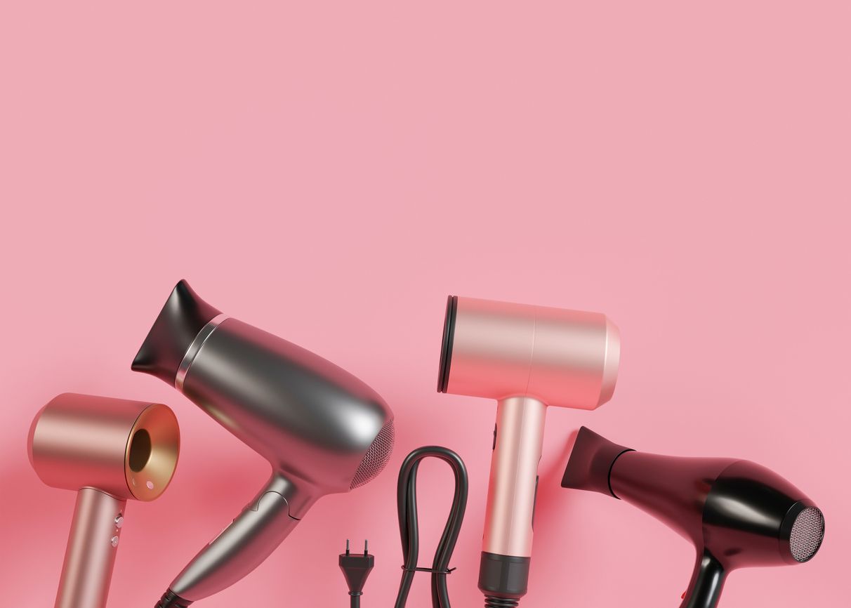 Berikut ini 5 rekomendasi hair dryer travel, praktis dibawa untuk mudik Lebaran 2024, simak selengkapnya.