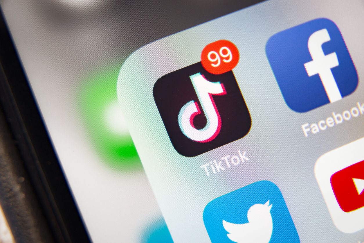 Meramaikan suasana Ramadan, TikTok mengadakan berbagai kampanye dan fitur khusus, seperti Stiker Donasi, challenge, dan TikTokTainment Hub.