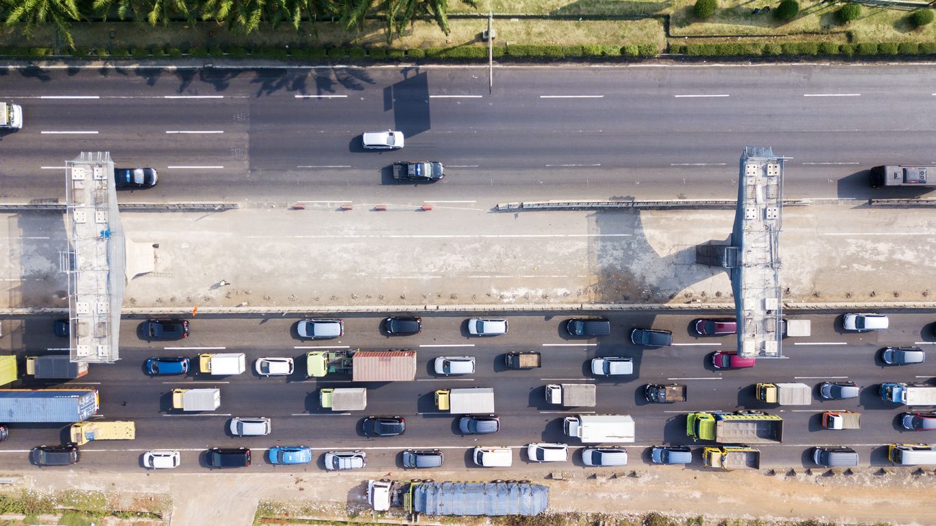 Pihak Asosiasi Jalan Tol Indonesia menjelaskan masalah lalu lintas dan solusinya di saat arus mudik Lebaran 2024.