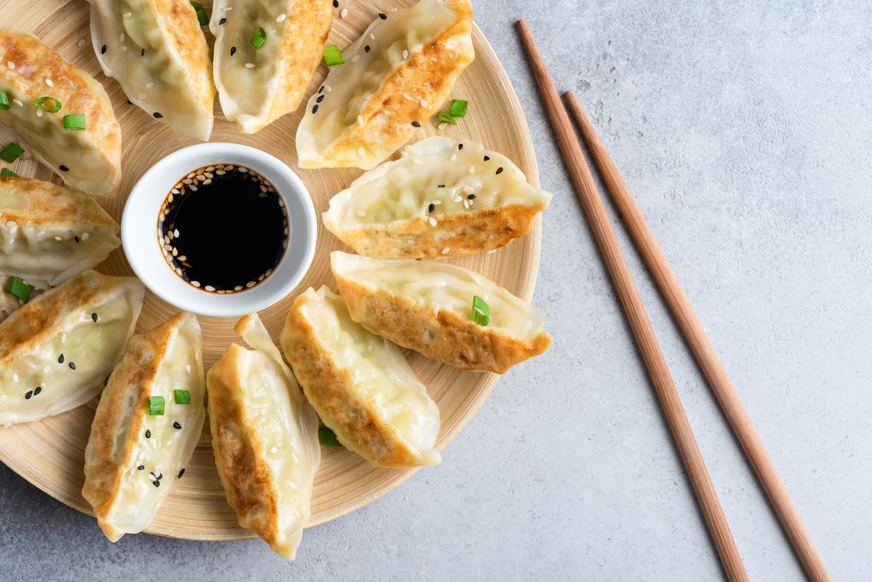 Berikut ini 3 perbedaan gyoza dan mandu, mulai dari segi isian hingga kenali asal-usulnya, simak selengkapnya.