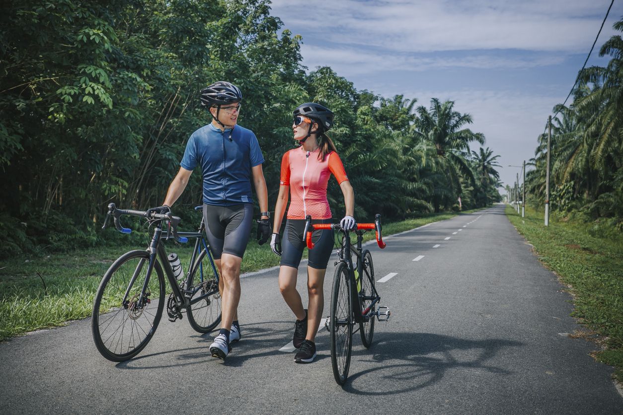 Berikut ini 5 rekomendasi olahraga ringan untuk turunkan berat badan usai Lebaran, mulai aqua jogging sampai menari.