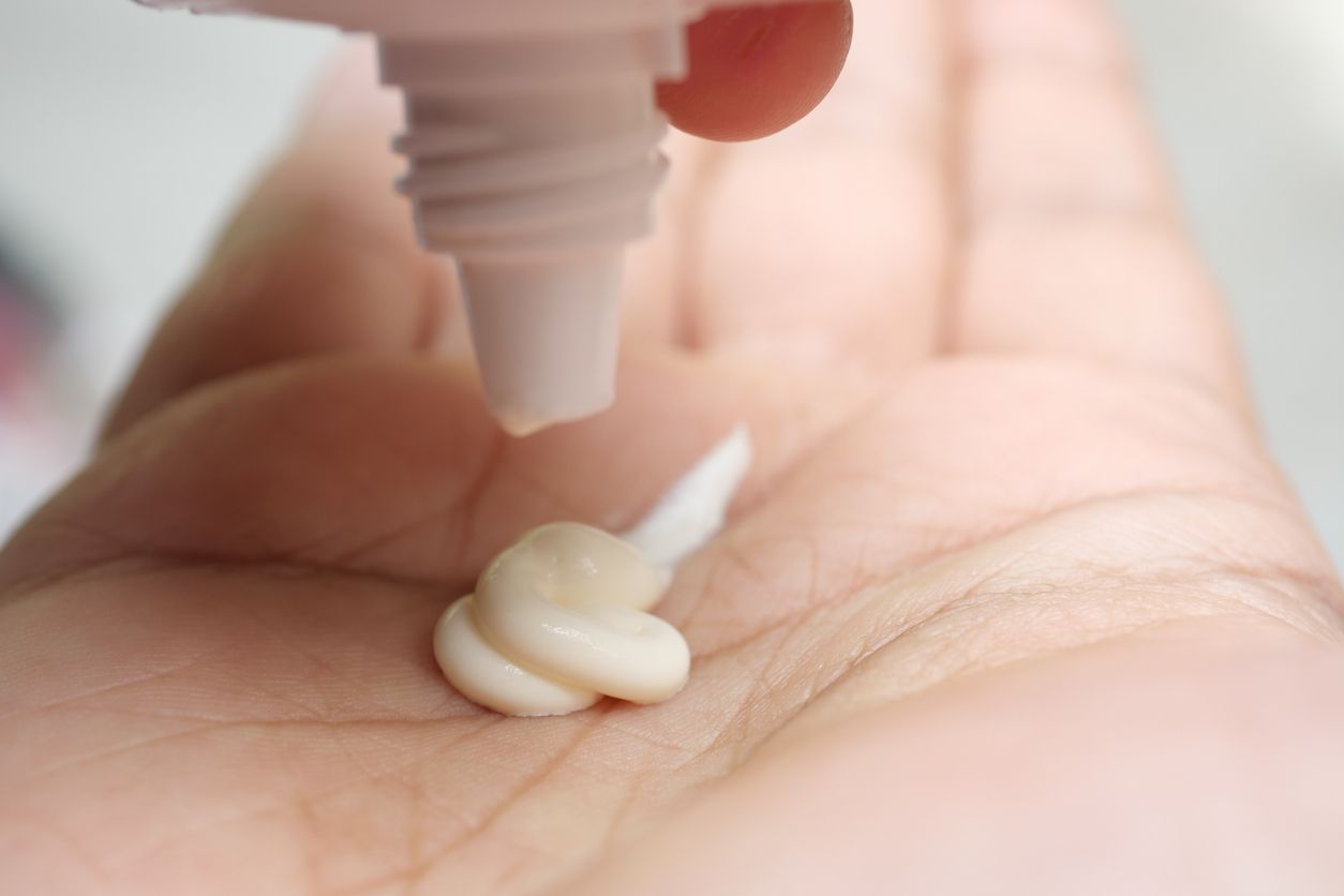 Berikut ini penjelasan dokter mengenai tips memilih sunscreen, mulai perhatikan SPF sampai Grade PA+++.