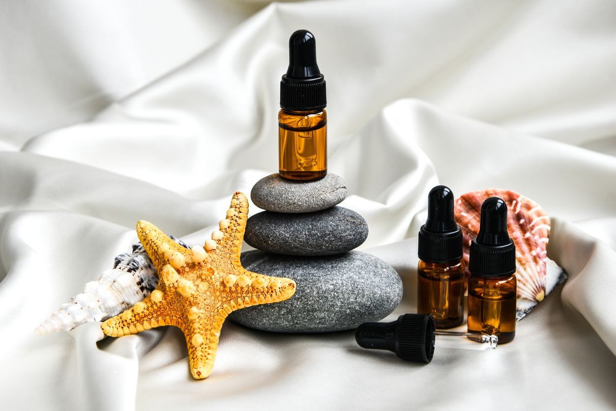 Marine collagen yang populer digunakan ini memiliki banyak manfaat untuk kecantikan wajah, tak hanya untuk lawan penuaan.