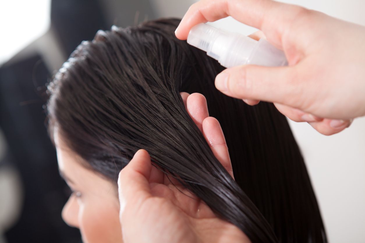 Berikut ini 5 rekomendasi hair mist lokal viral di TikTok, harganya mulai dari Rp20 ribuan saja, simak selengkapnya.