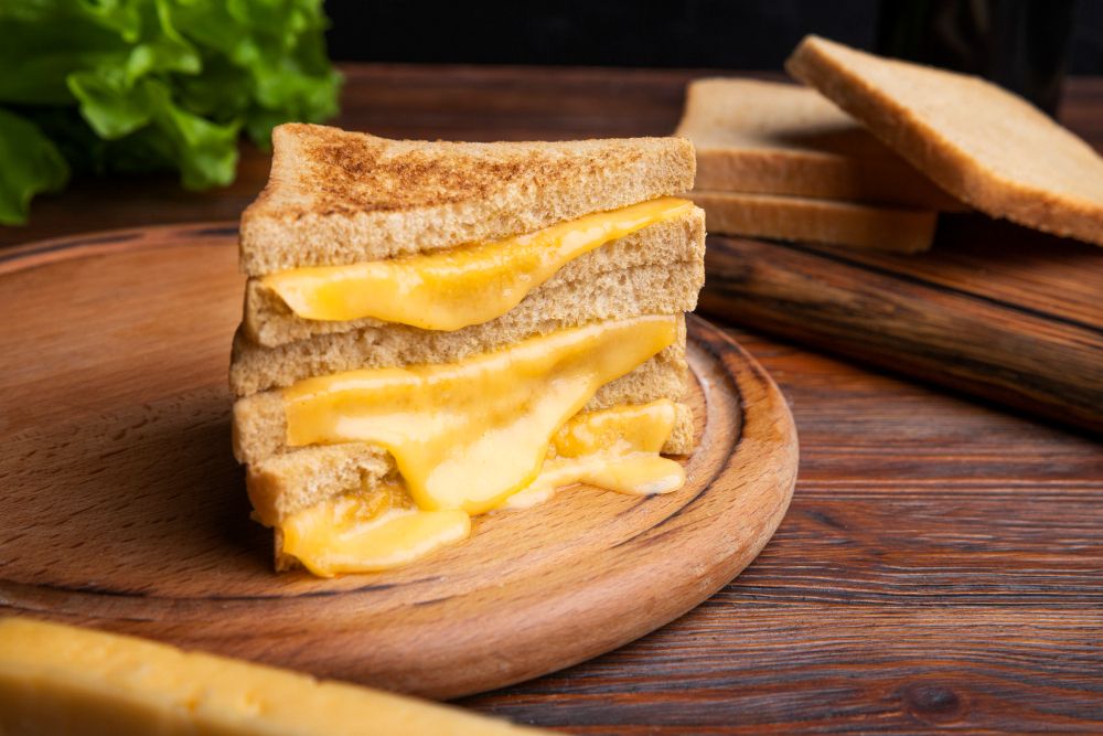 Resep roti panggang keju sosis, bisa jadi ide sarapan dan bekal sekolah anak. Yuk simak resep dan cara pembuatannya.