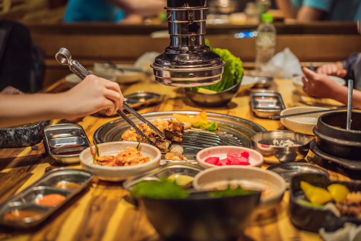 Berikut ini penjelasan chef mengenai 3 tips memilih restoran BBQ Korea yang enak, salah satunya hindari AYCE.