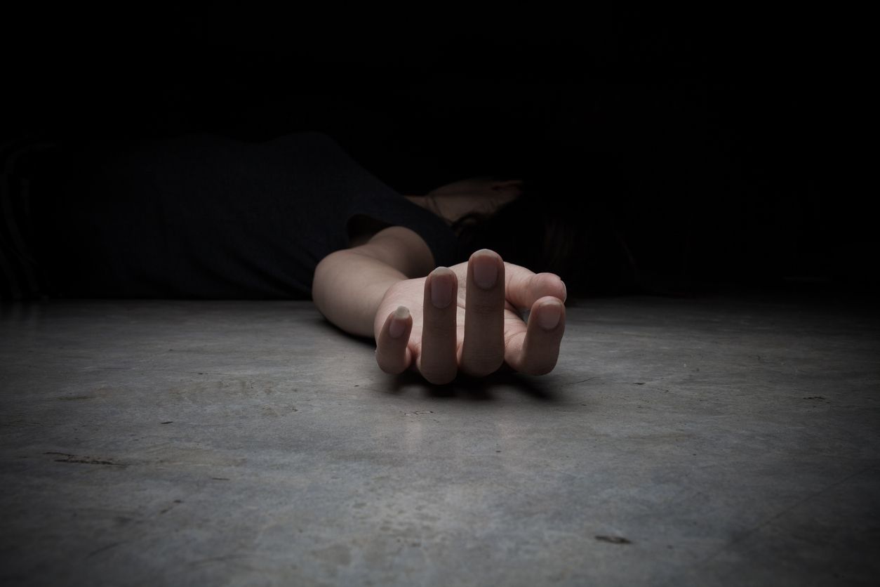 Miris, seorang gadis di Padang Pariaman ditemukan tewas dan dikubur tanpa busana. Diduga jadi korban pemerkosaan.