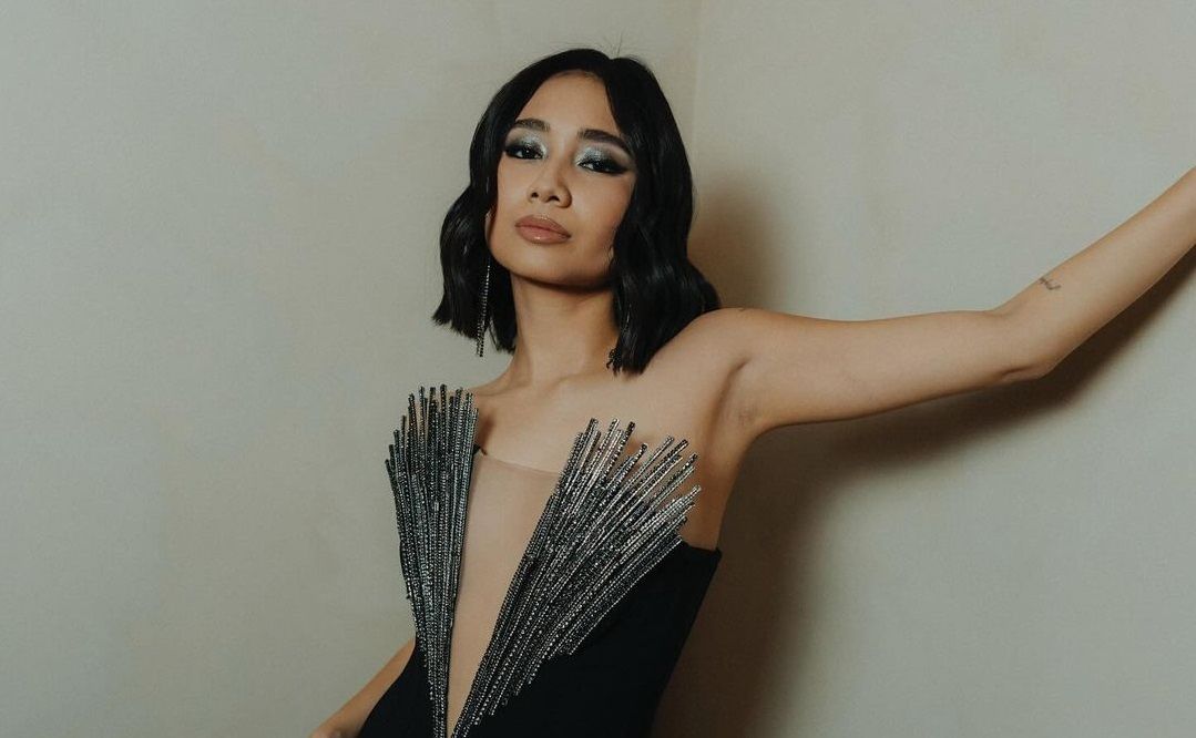 Penyanyi asal Indonesia Nicole Zefanya atau NIKI bakal gelar tur dunia. Jakarta kebagian 2 hari pada 2025 mendatang.
