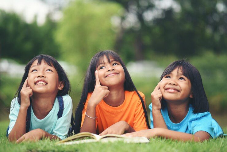 Orang tua memburu-buru anak agar pencapaiannya lebih cepat dari teman sebayanya. Kenali apa itu sindrom hurried child!