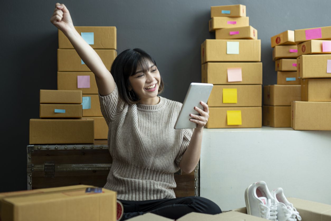 Ingin kirim paket penjualan ke luar negeri? Ini tiga tips yang bisa diikuti supaya barang sampai di tujuan dengan aman.