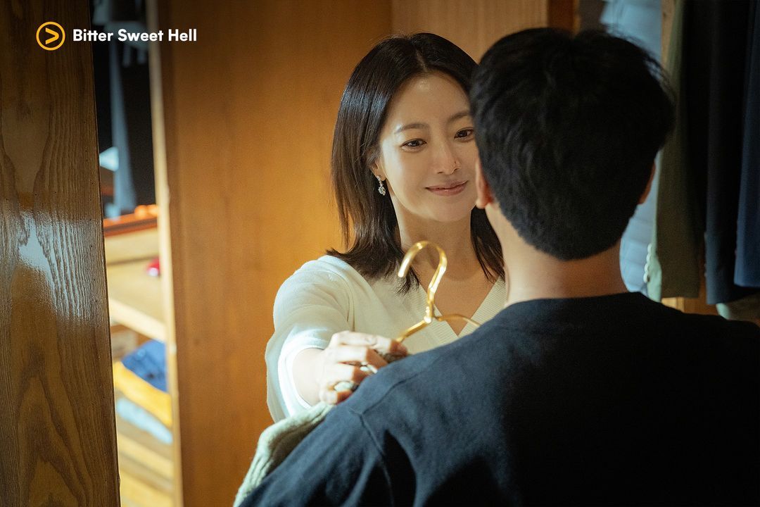 Sinopsis drakor Bitter Sweet Hell banyak dicari di internet, yuk intip siapa saja daftar pemain drama Korea satu ini.