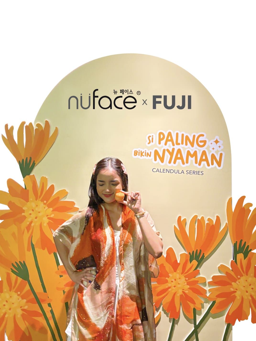 Untuk atasi kulit stres yang bisa menyebabkan penuaan dini, Fuji pilih pelembap bahan calendula dari Nuface. Ini detailnya.