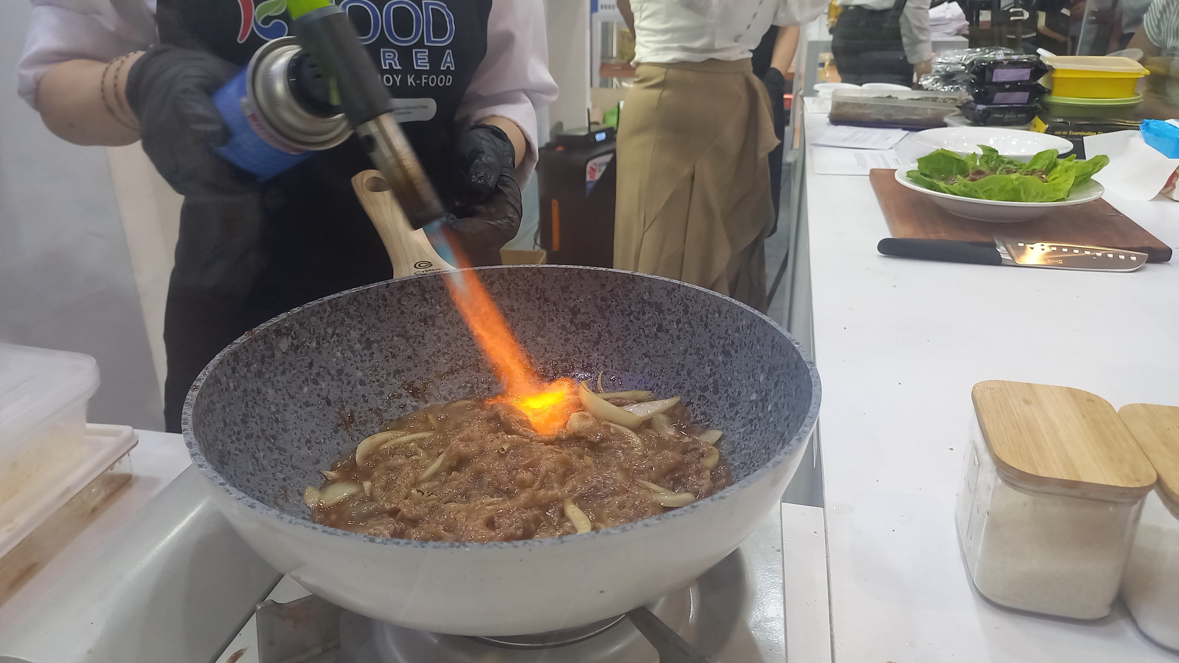 Berikut sederet tips yang bisa kita terapkan saat membuat bulgogi dan nasi goreng kimchi, apa saja? Simak!