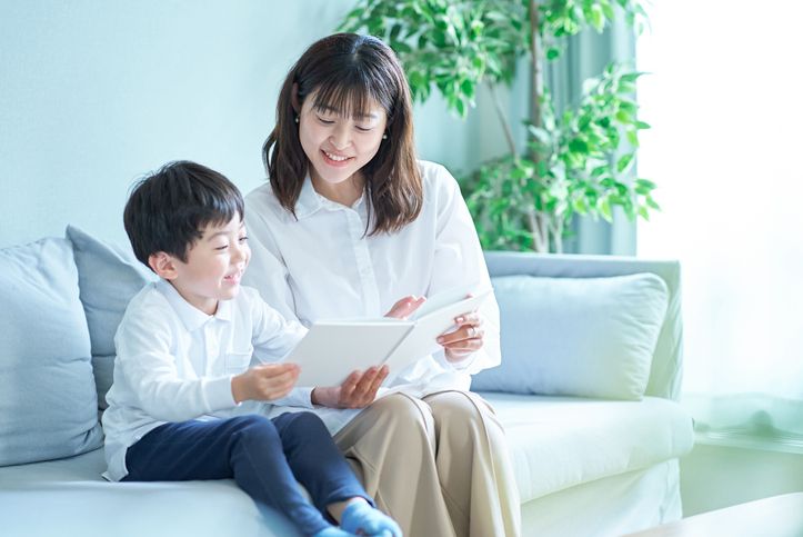 Teman Bumil meluncurkan serial buku cerita anak yang mengangkat tema tentang mengenalkan emosi sejak dini.