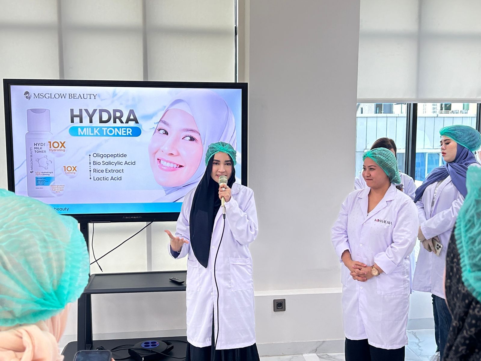 Brand kecantikan lokal MS GLOW beri rangkaian program pemberdayaan untuk mitra bisnis perempuan dengan meluncurkan Elite Glowbal. 