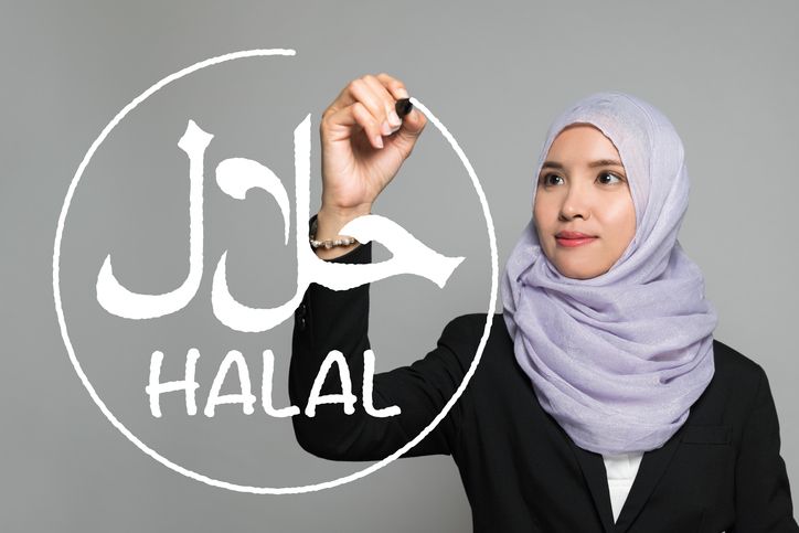 Sejumlah manfaat yang didapat pelaku UMKM dengan memiliki sertifikat halal. Salah satunya lebih mudah menembus pasar global.