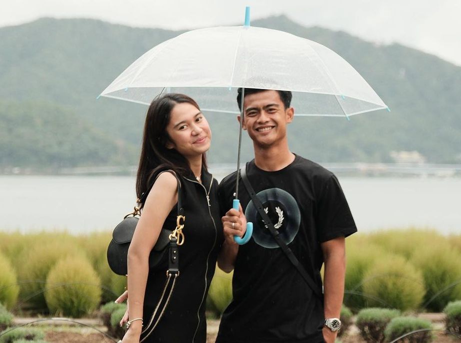 Hubungan antara Pratama Arhan dan Azizah Salsha disebut tidak setara, kenali apa itu pernikahan sekufu. 
