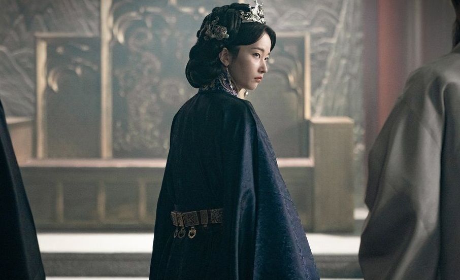 Drama Korea (drakor) Queen Woo punya rating usia 21+. Menampilkan sisi lain aktris Jeon Jong Seo sebagai karakter perempuan.