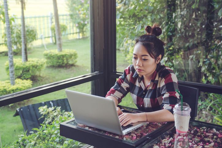Catat, berikut ini rekomendasi website cari kerja remote luar negeri agar kamu bisa bekerja dari mana saja.