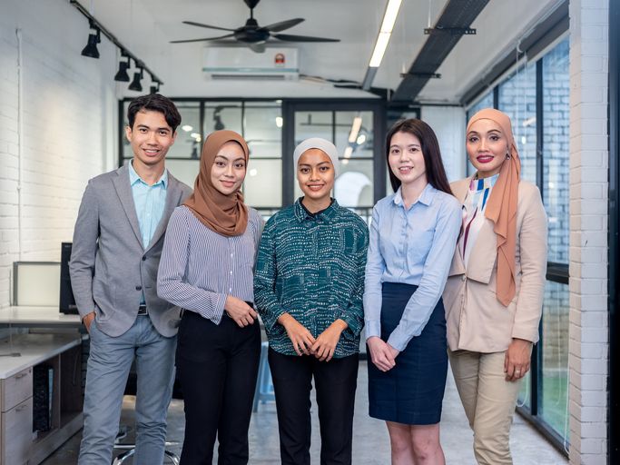 Platform pencarian kerja ini ciptakan gerakan satu juta lowongan kerja agar jobseeker punya lebih banyak peluang.