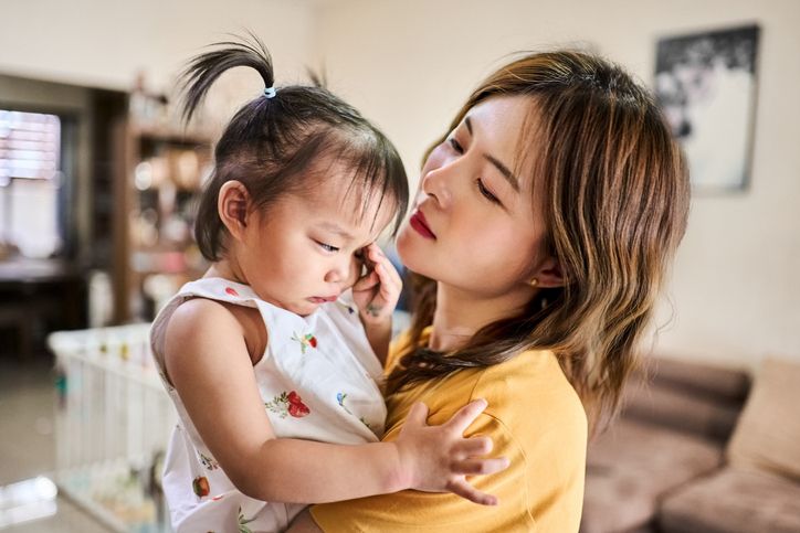 Sudah terbiasa dan mulai nyaman, identifikasi beberapa hal ini jika anak tiba-tiba menolak berangkat ke daycare. 
