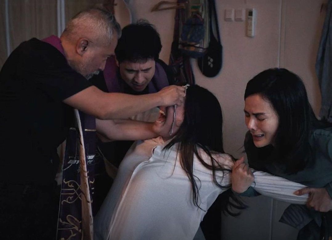 Selain sinopsis film, berikut berbagai fakta Kuasa Gelap yang segera tayang di bioskop mulai 3 Oktober 2024.